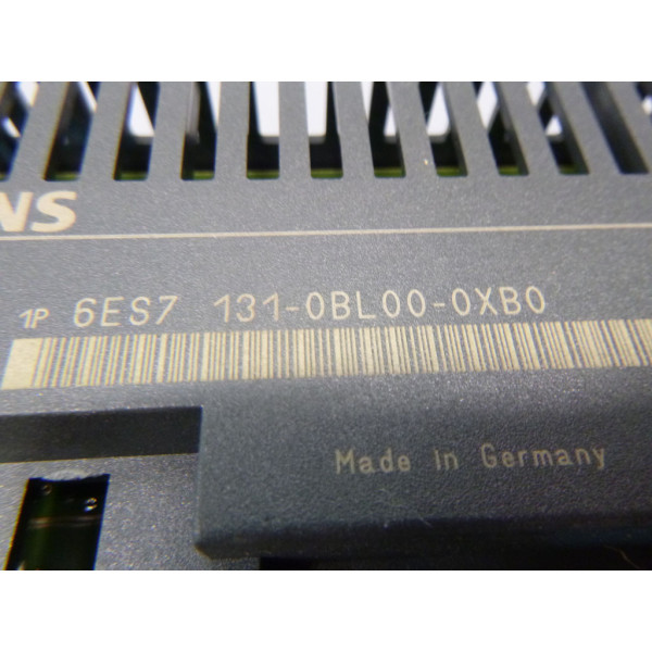 SIEMENS  6ES7131-0BL00-0XB0