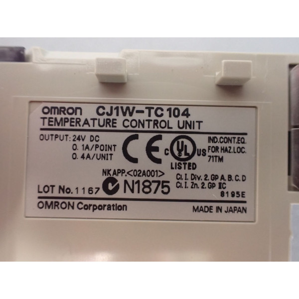 OMRON CJ1W-TC104