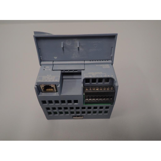 SIEMENS 6ES7211-1AD30-0XB0
