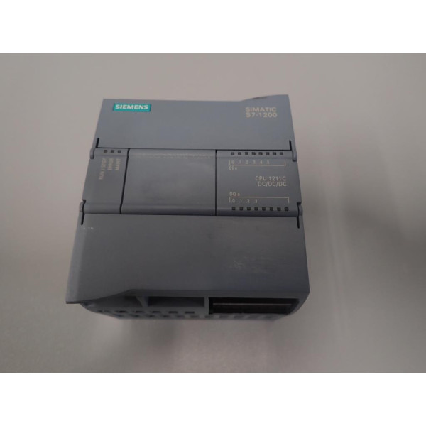 SIEMENS 6ES7211-1AD30-0XB0