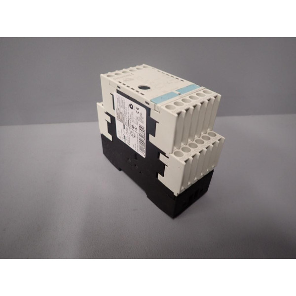 SIEMENS  3RK1402-3CE00-0AA2