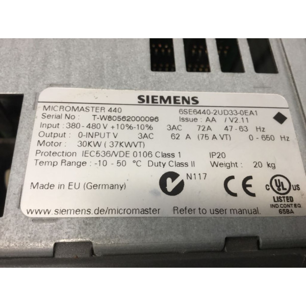 SIEMENS 6SE6440-2UD33-0EA1