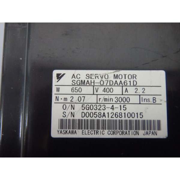 YASKAWA SGMAH-07DAA61D