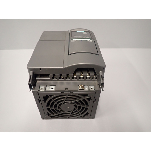 SIEMENS 6SE6440-2AD25-5CA1