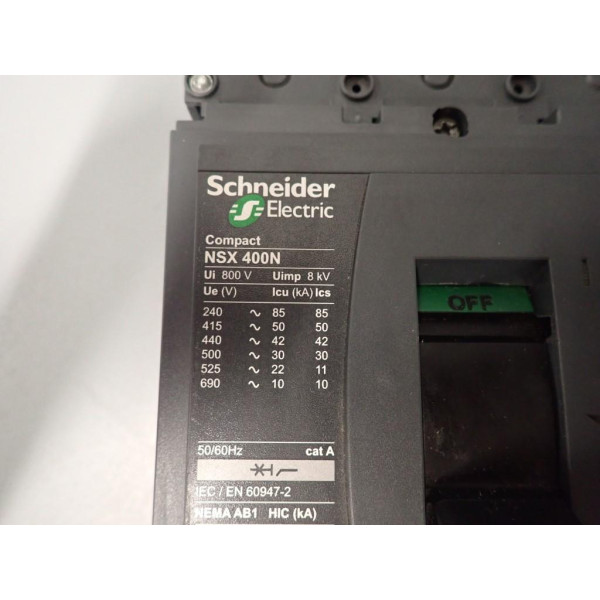 SCHNEIDER  COMPACTNSX400N