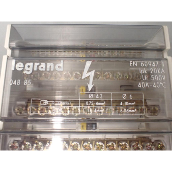 LEGRAND  04885
