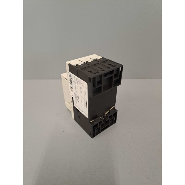 SIEMENS 3RV10110EA10