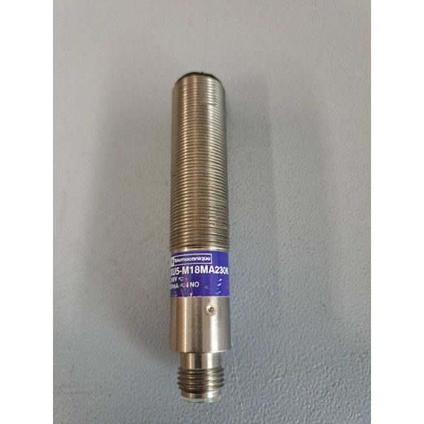 SCHNEIDER  XU5M18MA230K