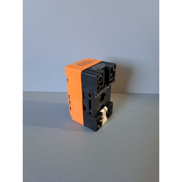 IFM ELECTRONIC AC5000 + AC2001