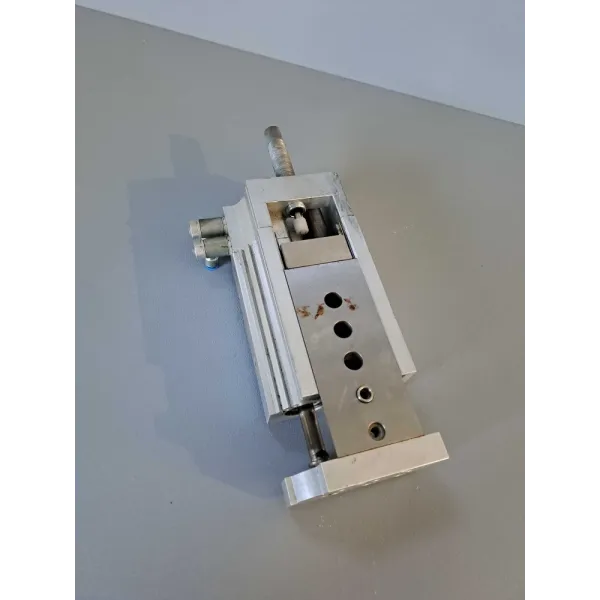 FESTO DGSL-20-40-P1A