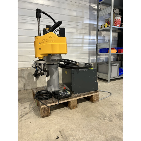 STAUBLI  ROBOT SCARA TS40- CS8C