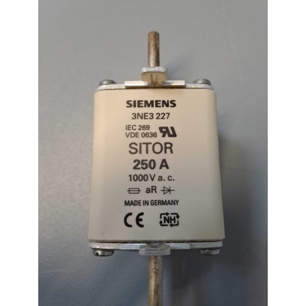 SIEMENS  3NE3227