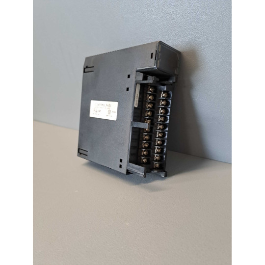 GE FANUC IC693MDL940