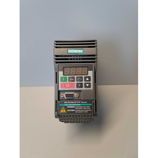 SIEMENS  6SE32136BA40