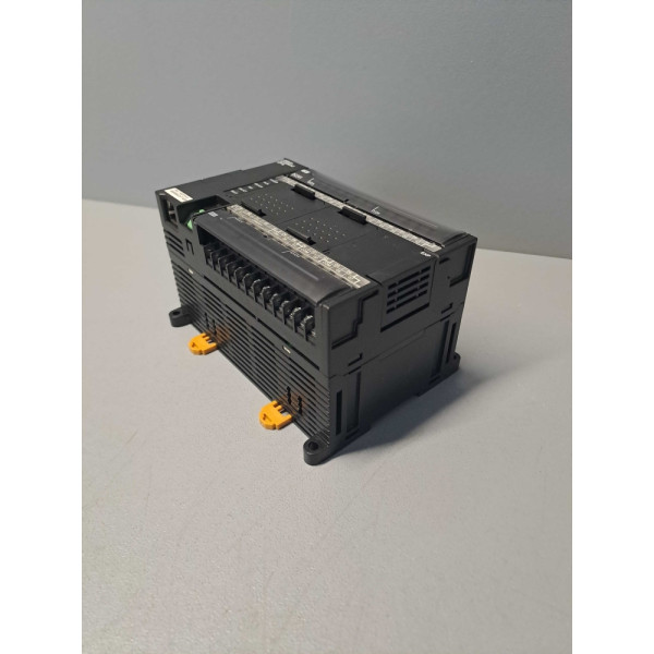 OMRON  CP1LEM40DT1D