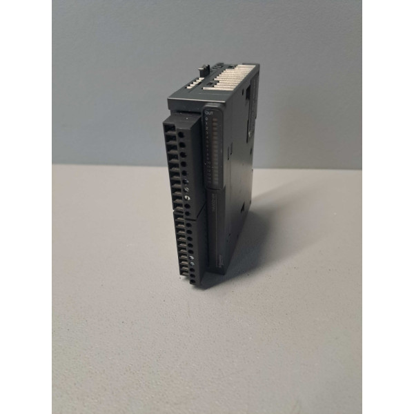SCHNEIDER TM3DQ16R