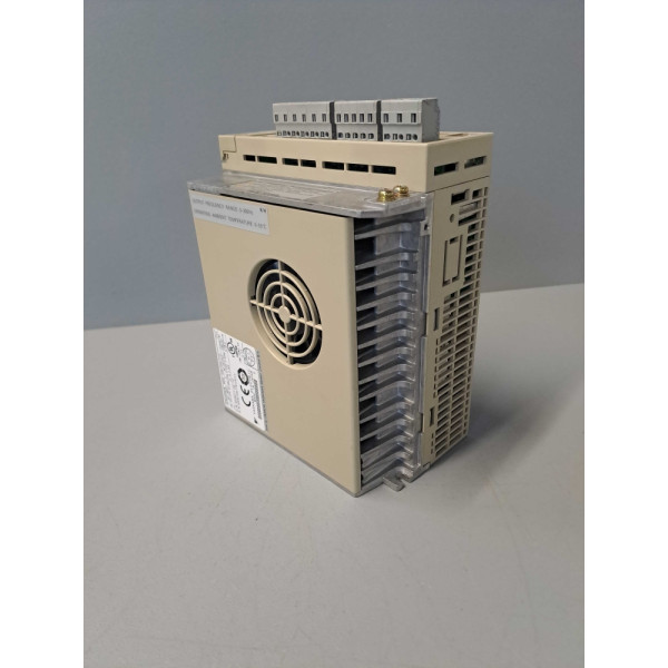 YASKAWA  SGDH-08AE-S-0Y