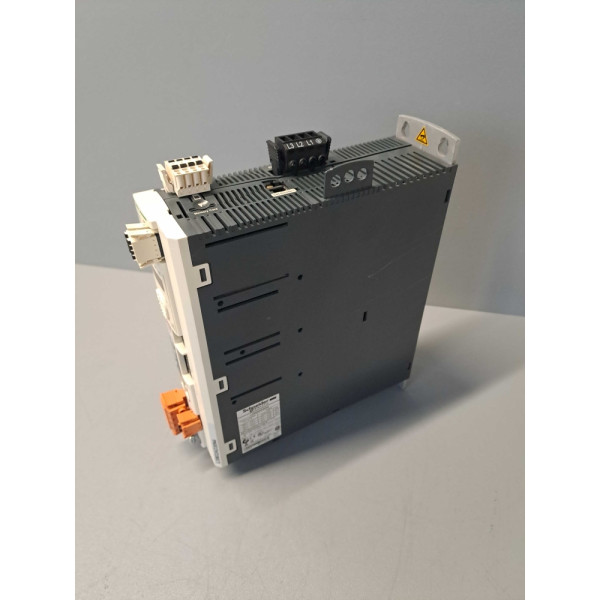 SCHNEIDER LXM32AD30N4