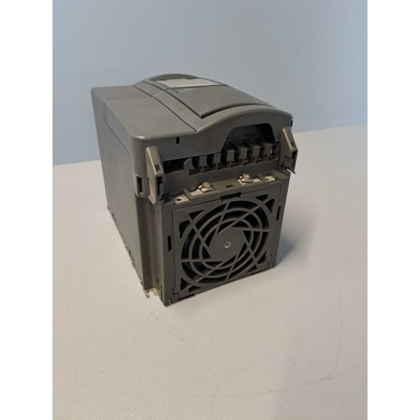 SIEMENS  6SE64402AD230BA1