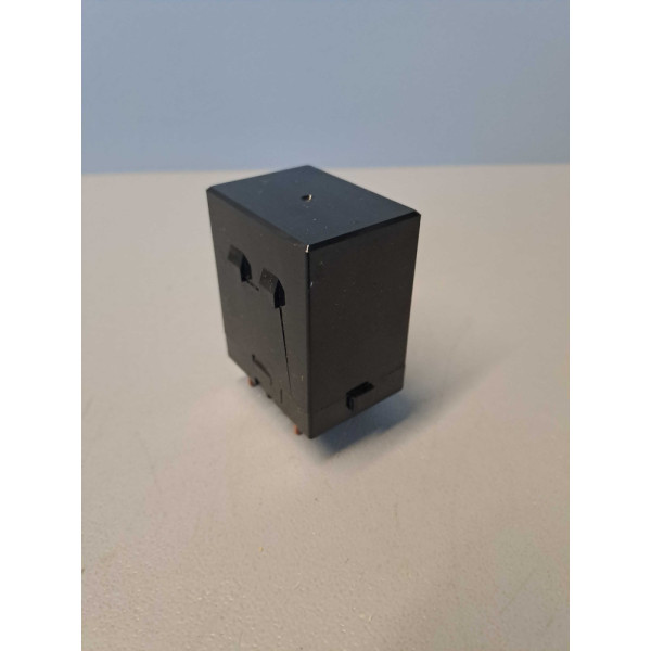 OMRON  G4J1142T