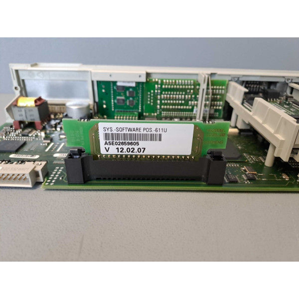 SIEMENS  6SN1118-1NH01-0AA1