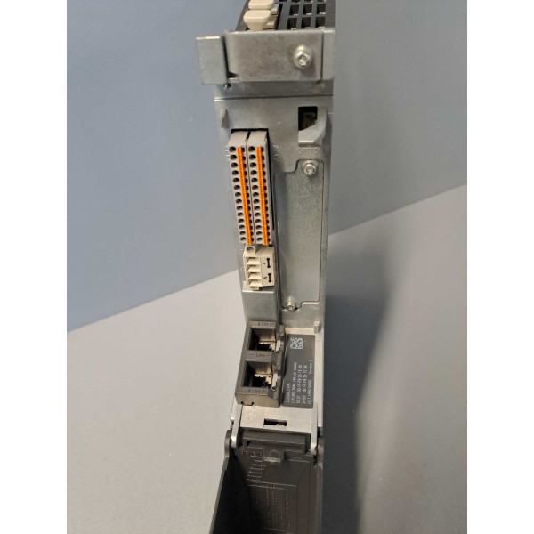SIEMENS  6SL30401MA010AA0