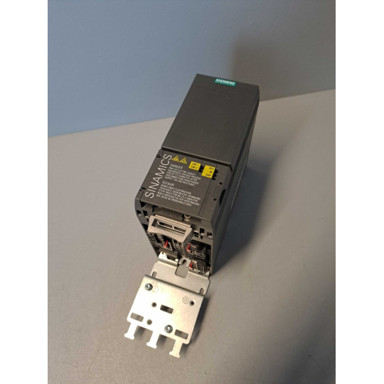 SIEMENS 6SL32101KE158UF2