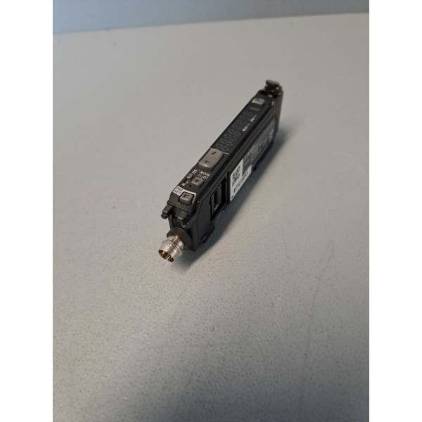KEYENCE LVN12CP