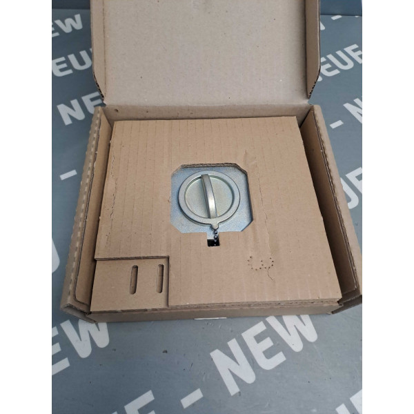 TÉLÉMÉCANIQUE  TSXFPACC4