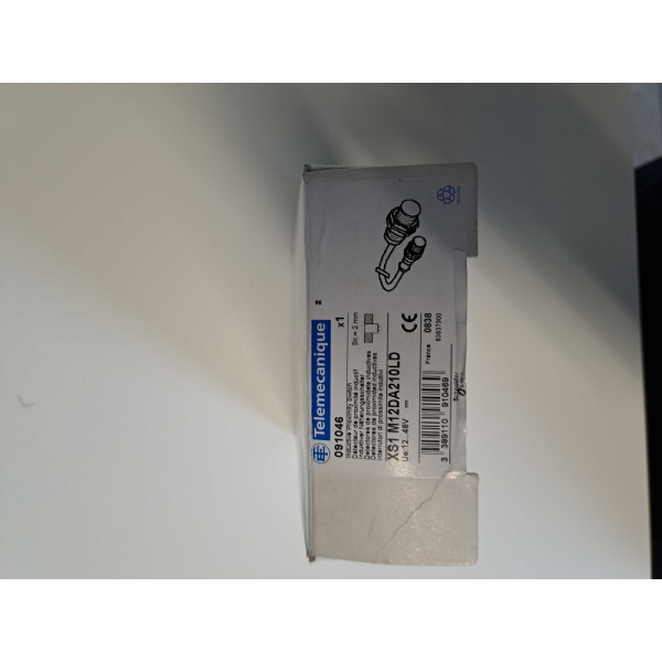TÉLÉMÉCANIQUE  XS1M12DA210LD