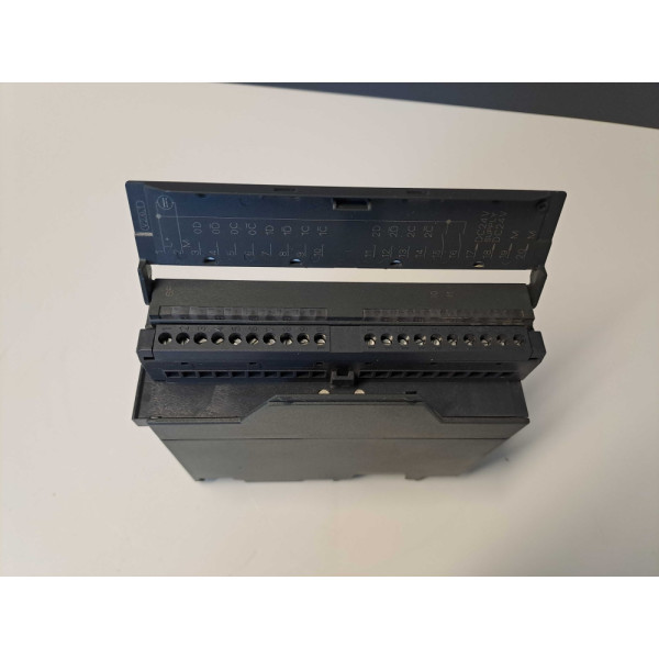 SIEMENS  6ES73384BC010AB0