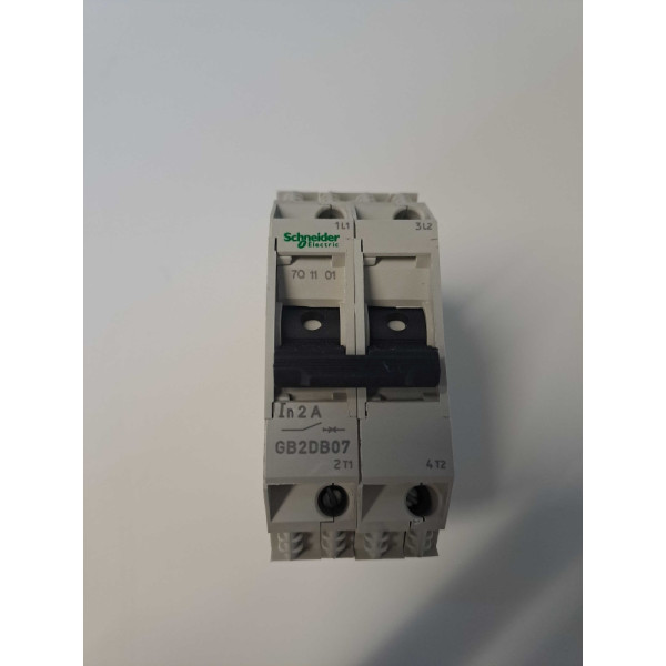SCHNEIDER  GB2DB07