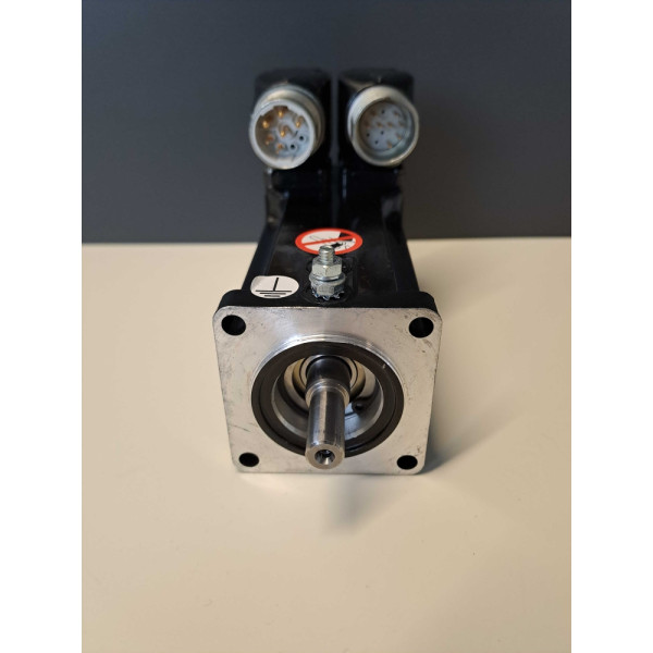 SCHNEIDER  SH0558005000000001000