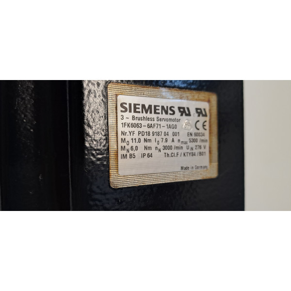 SIEMENS  1FK60636AF711AG0