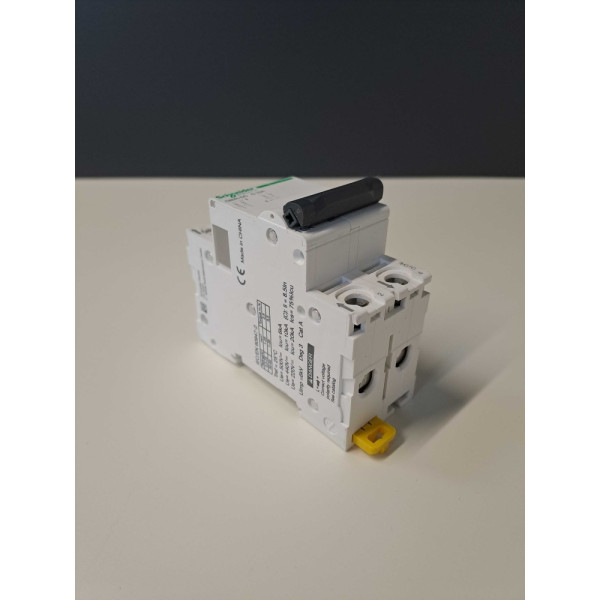 SCHNEIDER  C60HDCC10A