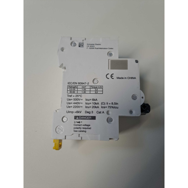 SCHNEIDER  C60HDCC10A