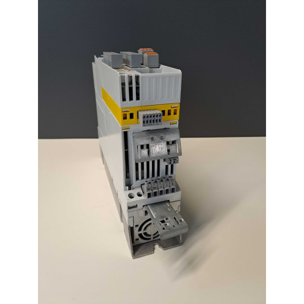 LENZE E84AVTCE1524SB0