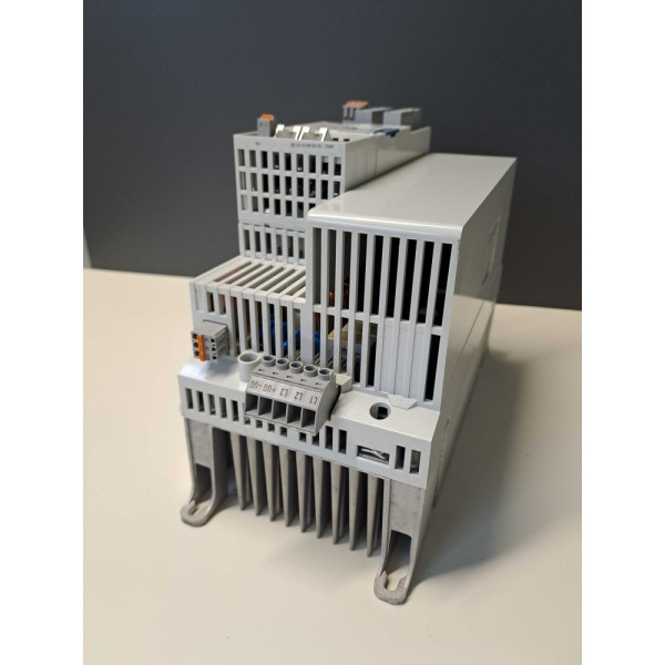 LENZE E84AVHCE4024SB0
