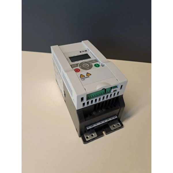 EATON  MMX12AA4D8F00