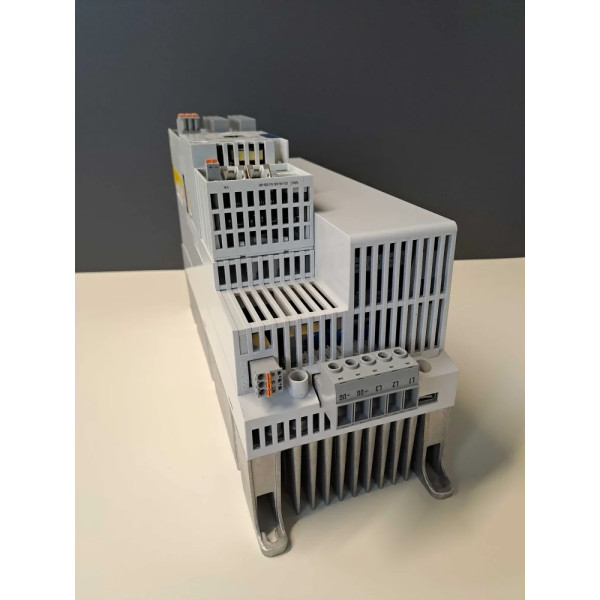 LENZE  E84AVTCE1134SB0