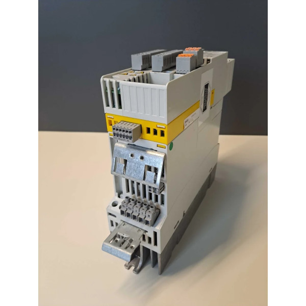 LENZE  E84AVTCE5514SB0