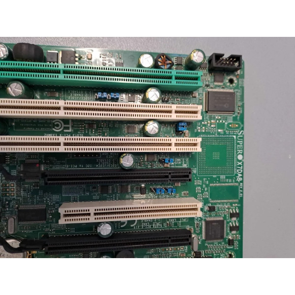 SUPERMICRO X7DA8