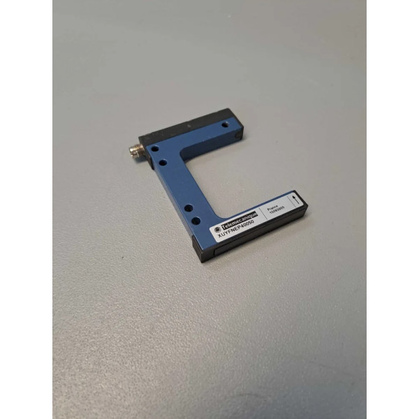 TÉLÉMÉCANIQUE  XUYFNEP40050