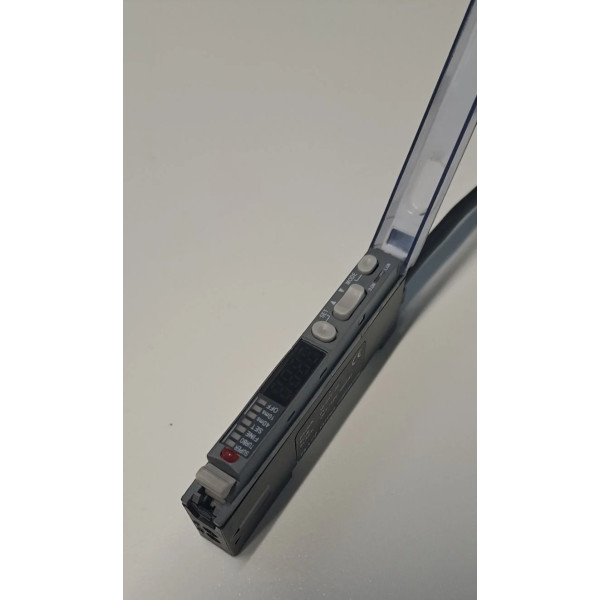 KEYENCE  FS-V11P