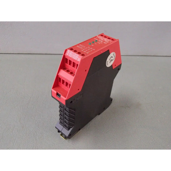 TÉLÉMÉCANIQUE  XPSAF5130