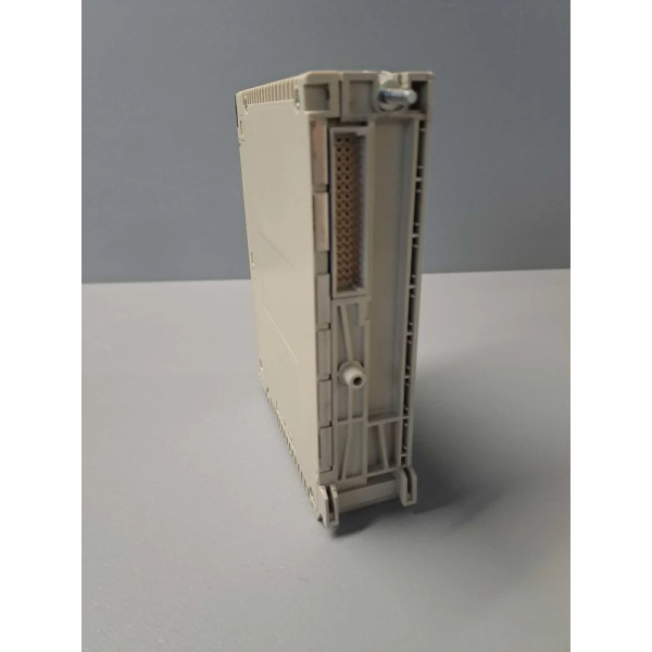 SCHNEIDER  TSXPSY2600