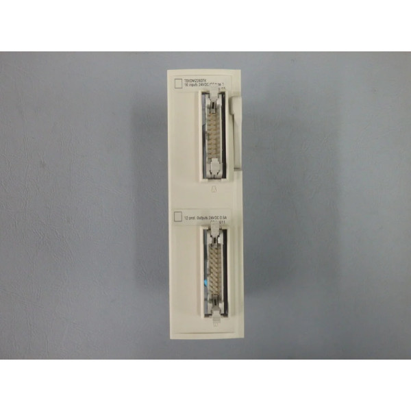 TÉLÉMÉCANIQUE  TSXDMZ28DTK