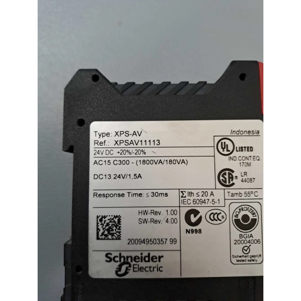 SCHNEIDER  XPSAV11113