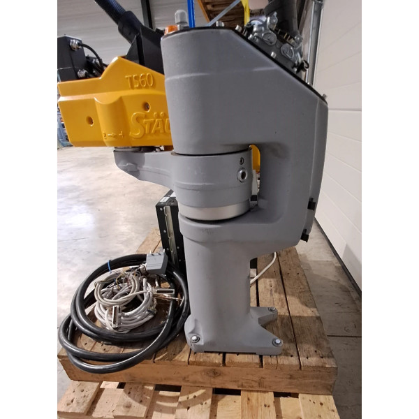 STAUBLI  ROBOT TS60-CS8C