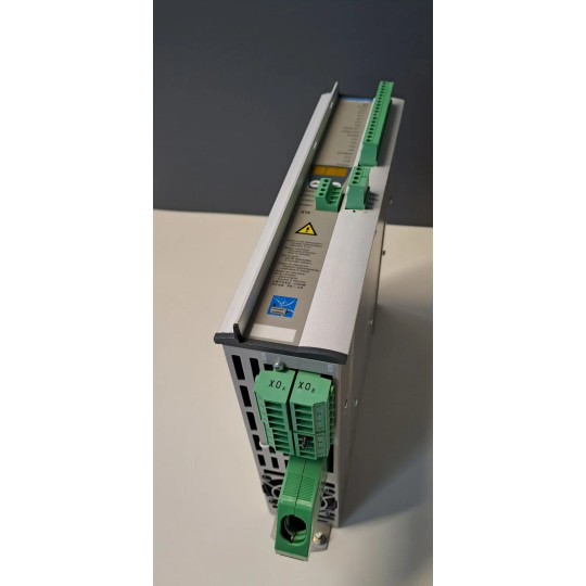 TÉLÉMÉCANIQUE LXM15MD28N4